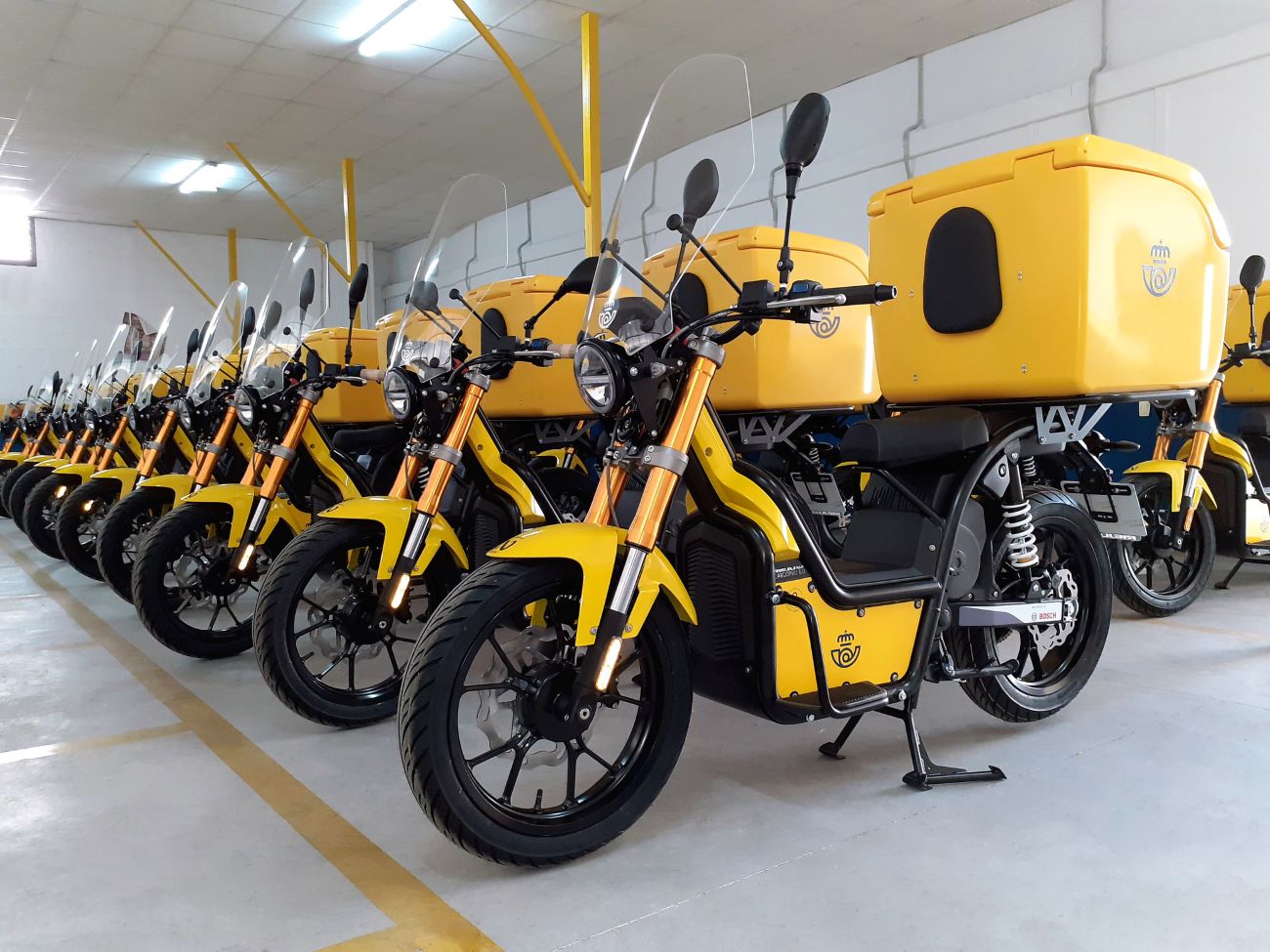 Correos apuesta por la ciberseguridad en su flota de reparto eléctrica