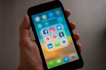 Una organización de consumidores denuncia a WhatsApp ante la UE