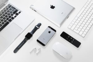 Apple ocultará tu dirección de correo electrónico de aplicaciones y sitios web, pero no de la policía